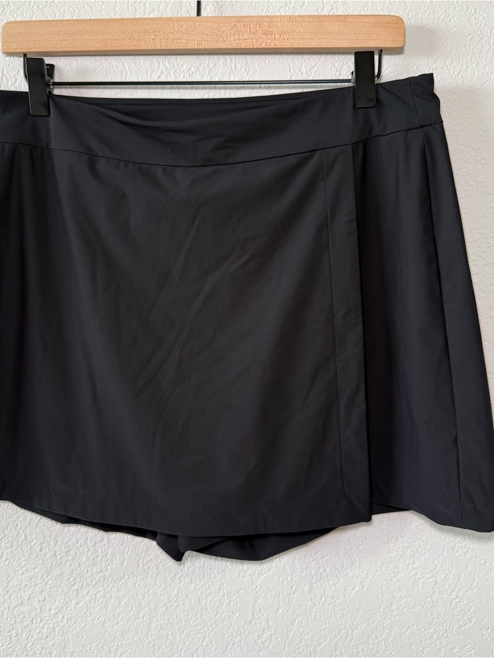 Spanx Get Moving Skort Size L Black Athletic Tennis Running Skirt Shorts Pickle